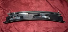 06-10 Hummer H3 Windshield Cowl Grill Cover Panel Superior Black OEM picture