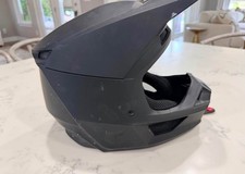 Fox Racing V1 Core Matte Black Helmet Medium picture
