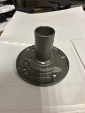 Chevrolet 3 Speed Bearing Retainer picture