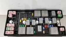 2007-2008 Ford Mustang GT Coupe 4.0L & Convertible 4.6L Engine Fuse Box RWD picture