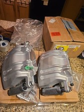 Set (2) Front Brake Calipers w/ Bracket For 05-08 Dodge Magnum Open Box  picture