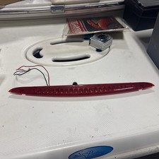 2007-2015 JAGUAR XK REAR TRUNK 3RD THIRD BRAKE STOP LIGHT LAMP 6W83-13A613 picture