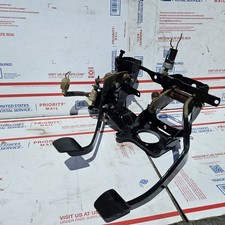 84 85 86 87 88 89 Toyota 4runner 84-88 Pickup OEM Clutch Pedal Assembly MT picture