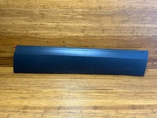 2018-2025 Volkswagen Atlas CA1 Door Lower Molding Front Right Black OEM *NOTE* picture