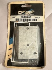 NOS Mopar Performance P5007052 Valve Cover Breather Baffle Kit Cast Aluminum picture