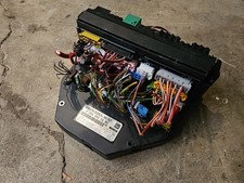 08-14 Mercedes C250 C300 C350 Front SAM Fuse Relay Box Module A2129000269 OEM picture