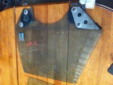 80 81 82 83 84 SUBARU PASSENGER RIGHT REAR DOOR GLASS TINTED 1982 GL SEDAN picture