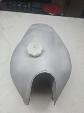 1977 / 78 Suzuki RM 250 Gas Tank picture