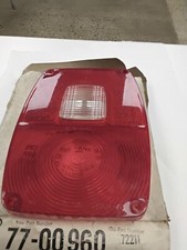 Dietz 1973-76 Ford F150-350 Truck Tail Light Lens Stepside D3TZ-13450B nos picture