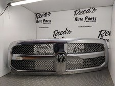 Grille Classic Style 5 Lug Wheel Fits 13-16 20-23 DODGE 1500 PICKUP 1159691 picture