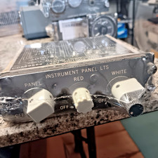 Douglas Light Control Instrument Panel Assy. 5956890-1 AVIATION AVIONICS AIRCRAF picture