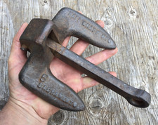 Vintage Hall Craft Mfg Sacramento Small Boat Anchor 5 Pound Fluke Style picture