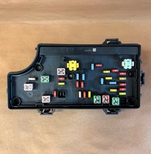 06-10 PT Cruiser Fuse Relay Box Totally Integrated Power Module TIPM P56049719AR picture