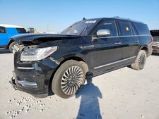 Driver Corner/Park Light Park Lamp-turn Signal Fits 18-24 NAVIGATOR 623518 picture