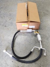NEW GM OEM 1996-2000 C1500 Suburban Condenser Compressor Lines A/C Hose 19169333 picture