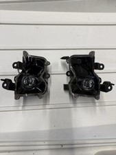 2013-2017 Lexus LS460 FSport Left and Right Fog Lamps 81220-50130   81210-50130 picture
