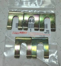 5 x TOYOTA CELICA TA22 TA23 TA27 RA25 RA28 BREAK PIPE HOSE CLAMPS CLIPS NEW picture