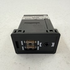 2013-2017 Lexus LS460 Media Hub Dual USB Port AUX Auxiliary Jack 86190-53051 OEM picture
