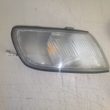 1992-1994 Subaru Legacy PASSENGER Right Corner Marker Turn Signal Light picture