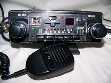 VINTAGE AMC AMERICAN MOTORS JEEP AM FM CB RADIO 3231848 WORKS? picture