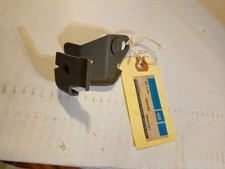 NOS 3992386 SUPPORT ACCEL CONTROL CABLE MOUNT 1968 THRU 1973 CHEVROLET picture