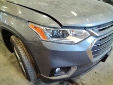 Used Right Headlight Assembly fits: 2018 Chevrolet Traverse HID opt T4F Right Gr picture