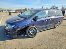 (LOCAL PICKUP ONLY) Trunk/Hatch/Tailgate With Power Opening Liftgate Fits 18-20 picture