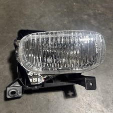 Right Fog Light Assembly For Toyota Tundra 2000-2006 picture