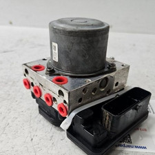 2018-2019 Nissan Kicks OEM ABS Anti-Lock Brake Pump Control Module Working Unit picture