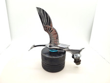 1930's Heron hood ornament picture