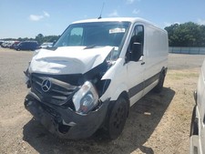 Steering Gear/Rack ID 9064600400 Fits 10-18 MERCEDES SPRINTER 2500 361192 picture