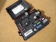 2013-2017 CHEVY GMC EXPRESS SAVANA 2500 3500 VAN INTERIOR FUSE BOX 84184395 picture