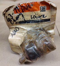 NOS OEM 1963-72 Chevy/GMC Truck Lower Ball Joint GM Saginaw 7807716 picture