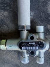 Genuine Bosch OEM LB7 Duramax Fuel Distribution Block 97208076 F00R000524 NEW picture