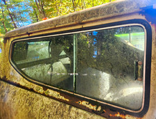 International Scout II Rear Sliding Windows picture