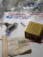 NOS 1952-55 OLDSMOBILE SUPER 88, CONVERTIBLE, SEDAN TRUNK LAMP LIGHT GM # 982988 picture