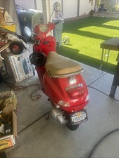 VESPA Piaggio Operation Maintenance Owner's Manual 125 150 Sprint picture