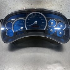 2003-2006 Chevy gmc Gauge Cluster  picture