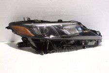 2018-2022 Toyota Camry Headlight Assembly OEM 81110-06C40 picture