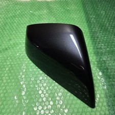 NEW GENUINE 21-23 TESLA MODEL S RT RH SKULL CAP STLH GRAY  1622236-00-A picture