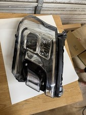 2018-2020 Ford Expedition Headlight picture