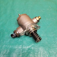 2010-2014 AUDI Q5 8R 2.0L High Pressure Fuel Pump HPFP OEM 06J127025G picture