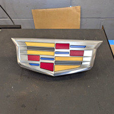 Open Box 2026 Cadillac Escalade Illuminated Front Grill Emblem Genuine GM picture