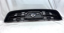 Ford DR3Z-8200-AC Radiator Grille Upper (Mustang 13-14) New OEM picture