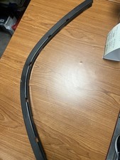 2013-2019 MERCEDES GL GLS FRONT RIGHT FENDER WHEEL MOLDING TRIM Bracket Only picture