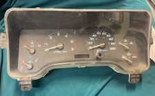 * 2001-2002 JEEP WRANGLER TJ DASH PANEL SPEEDOMETER CLUSTER GAUGE 56009170AF picture