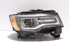 2014-2016 Jeep Grand Cherokee HID Right Side Headlight Assembly OEM 68111000AF picture