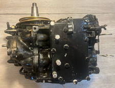 1987 OMC Johnson Evinrude 28 hp powerhead crankcase assembly picture