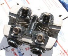 1968-69 HONDA CL350 SCRAMBLER  OEM  CYLINDER HEAD /VIN # CL350E- 1082617 picture