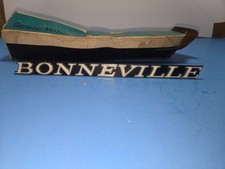 Vintage NOS 1971 Pontiac Bonneville 482757 Script Grille Emblem picture